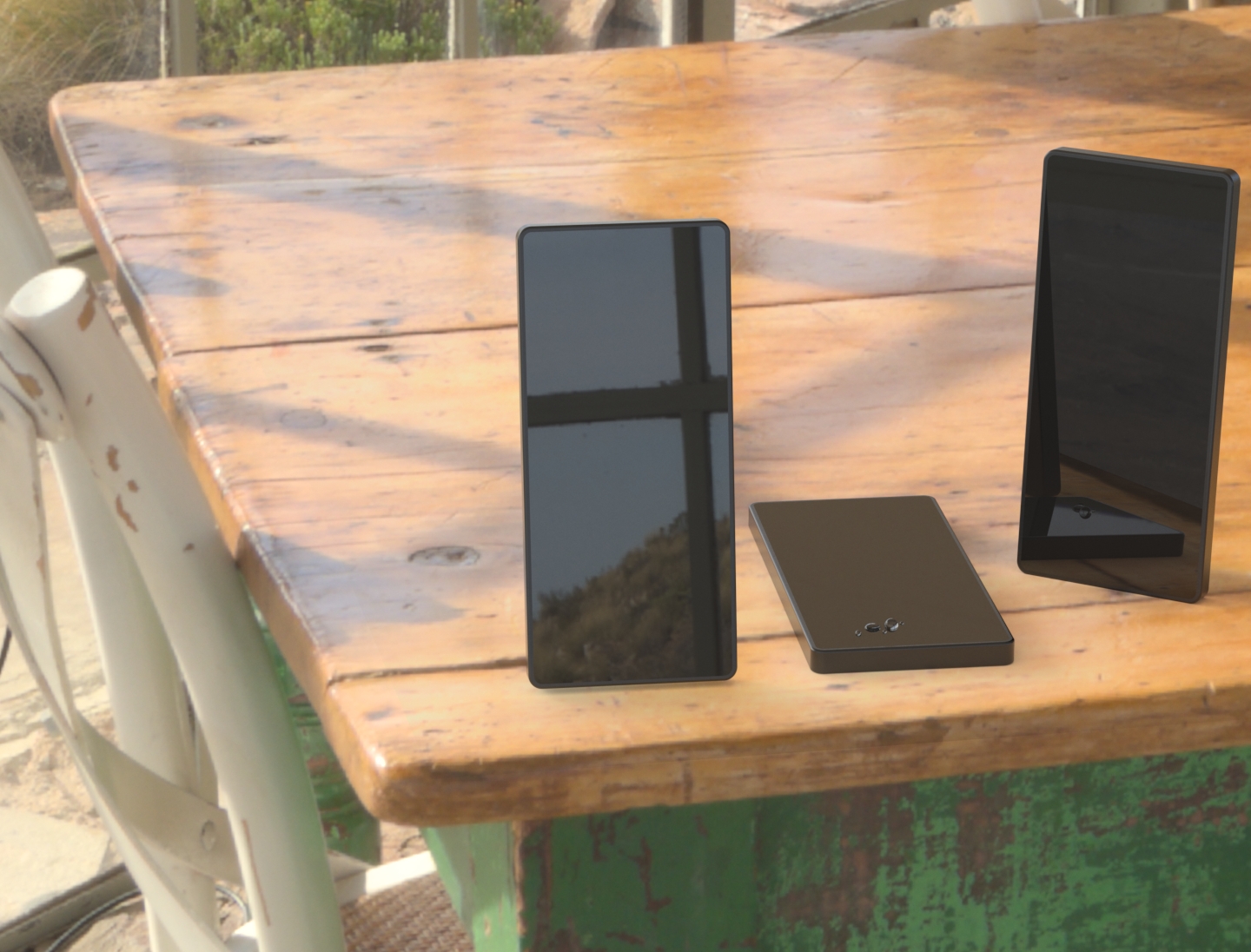 Simulation of OnePlus 12 display with screen off
